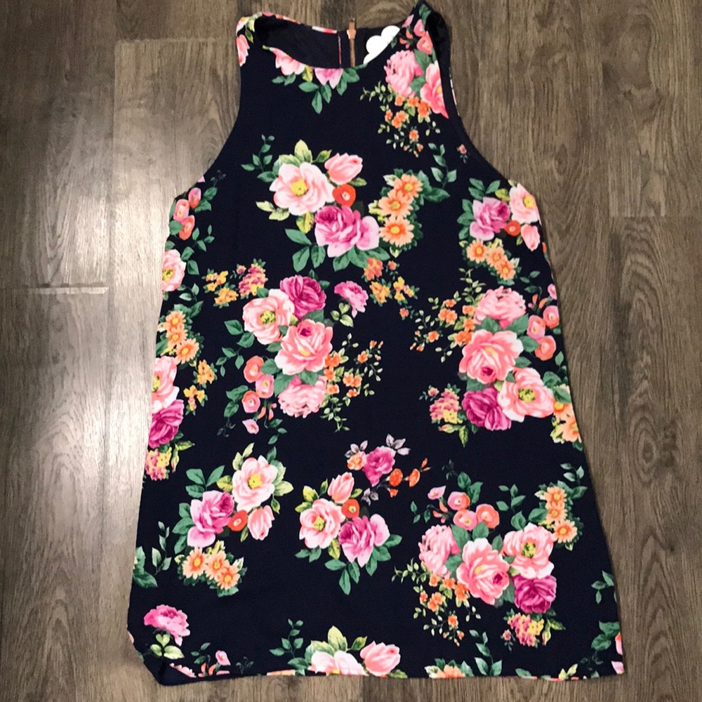 Floral Sleeveless Shift Dress